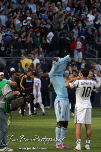 Sporting_KC_vs_LA_Galaxy_4-7-12_1016 Sporting Kansas City Forward Kei Kamara (#23) and LA Galaxy Midfielder Landon Donovan (#10) exchange jerseys after their match at LIVESTRONG Sporting Park in Kansas City, Kansas on April 7, 2012. (Photo: Joey Bahr, www.joeybahr.com)