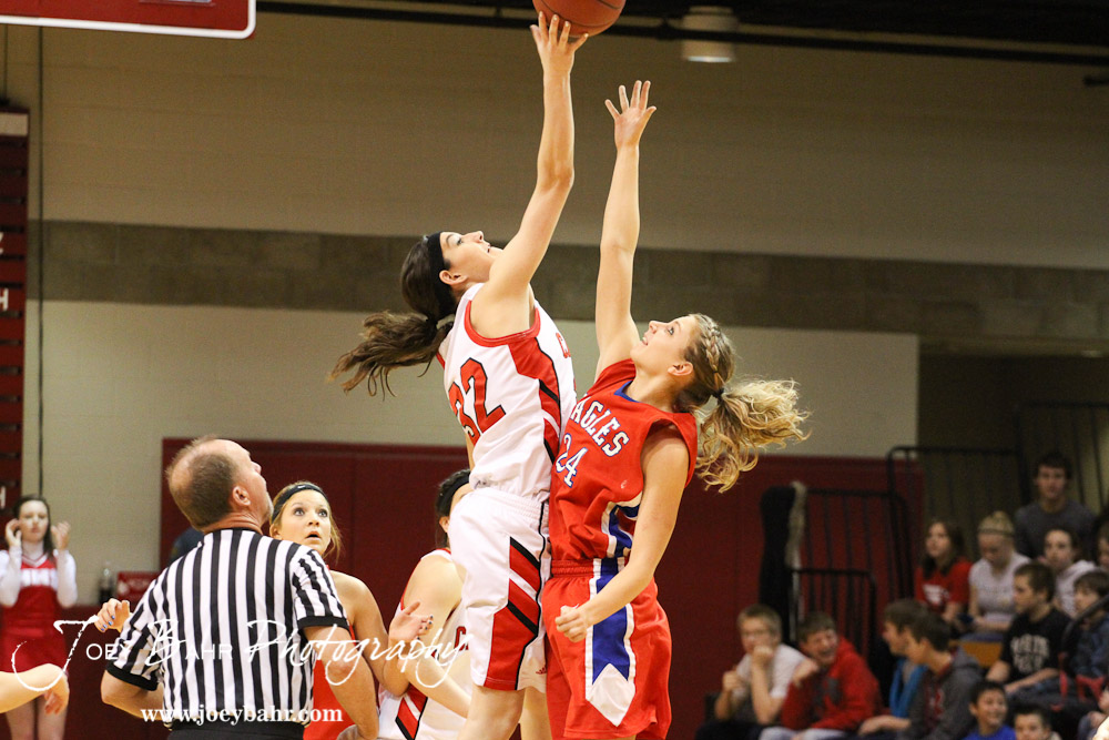 Ellinwood Girls versus Hoisington